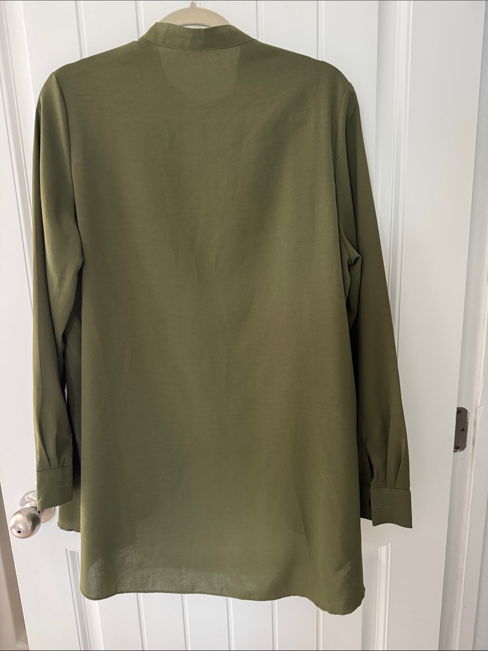 Olive Green Women’s Button-Front Tunic Blouse - Picture 2 of 4